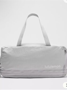 NWT unisex Lululemon 3-in-1 Gym Duffle Bag 30L